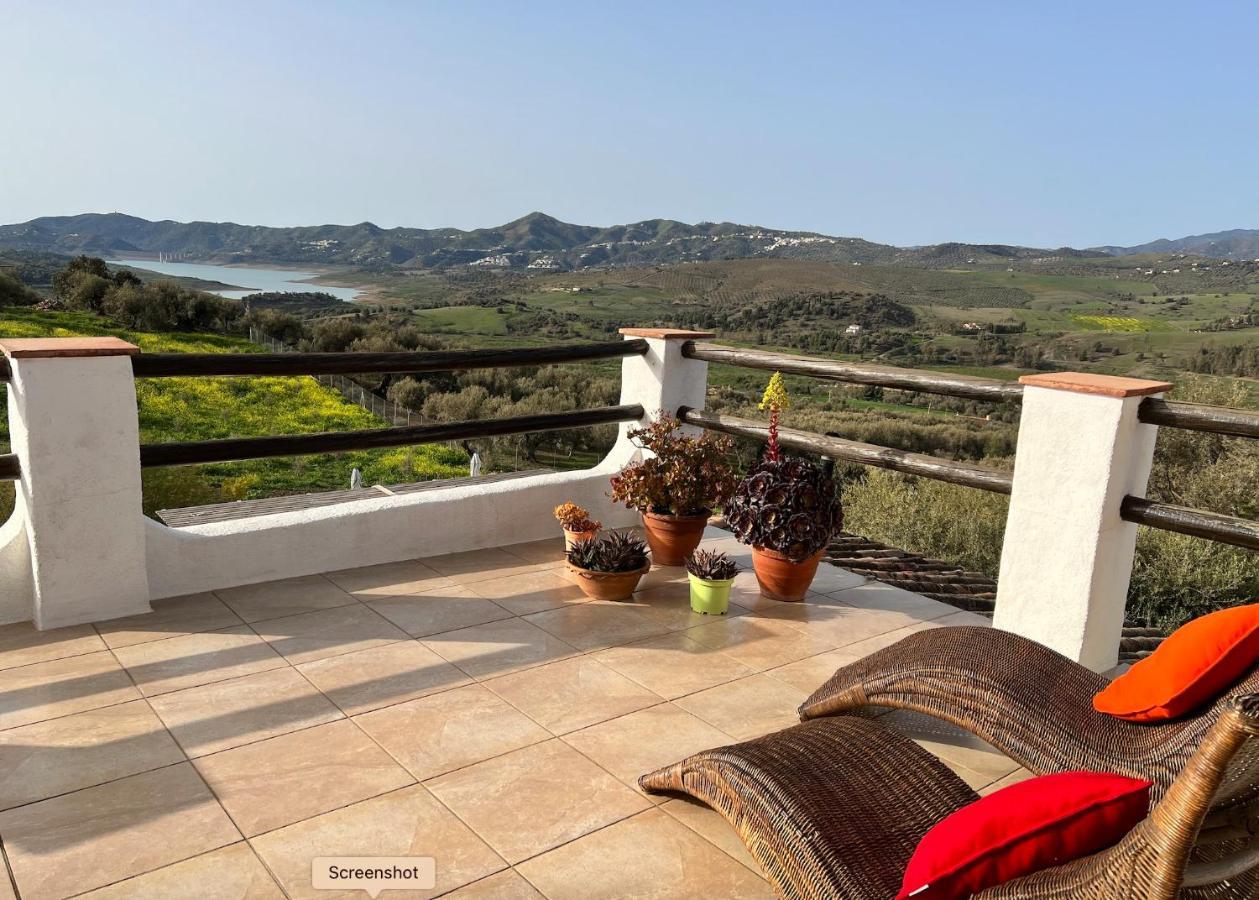 Finca Zayas Casa Rural & Guest Suites Periana Екстериор снимка